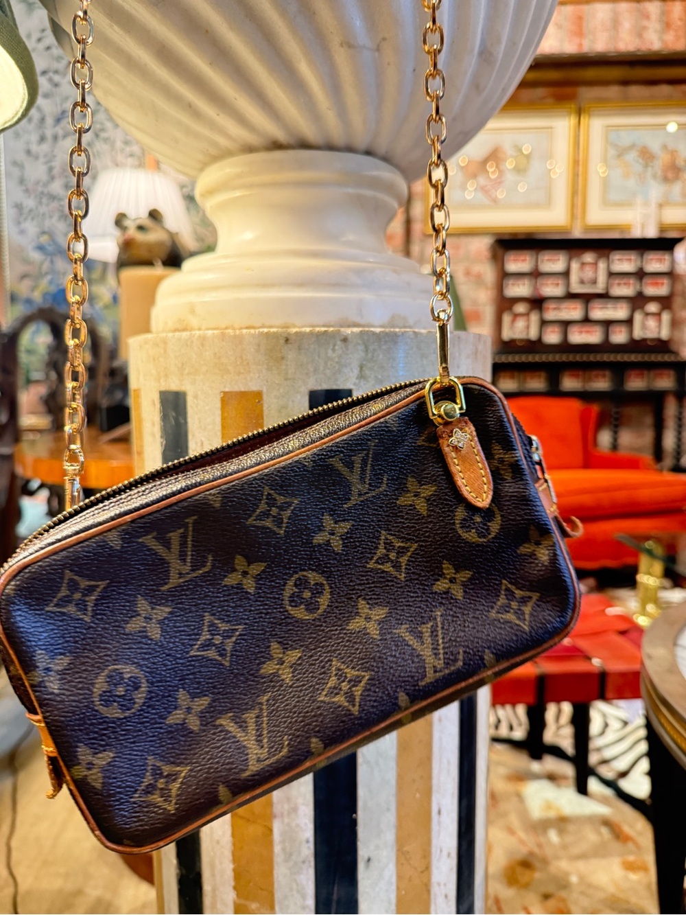 Vintage upcycled- Louis Vuitton Monogram Canvas Pochette Crossbody Bag. - Picture 2 of 10